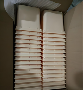 Sistema di Coltivazione Idroponica Dutch Bucket di Alta Qualità, Secchio Quadrato in Plastica Beige con Coperchio per la Coltivazione di Ortaggi - Product Image 5