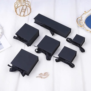 Sang Trọng Màu Hồng Vận Chuyển Bao Bì Bưu Phẩm Hộp Valentine Ngày Hộp Quà Tặng Bao Bì Cho Doanh Nghiệp Nhỏ Gấp Hộp Quà Tặng Từ Tính - Product Image 3