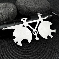 Mini outils de vélo de poche multifonctions 5-en-1 Kit d'outils manuels de réparation de vélo de bricolage professionnel Outil de carte-cadeau OEM ODM pour la randonnée