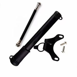 ปั๊มลมจักรยานขนาดเล็กแรงดันสูง วาล์ว Schrader สำหรับจักรยานเสือภูเขาและจักรยานถนน ทำจากอลูมิเนียมอัลลอยด์และพลาสติก พร้อมเกจวัดแรงดัน - Product Image 2