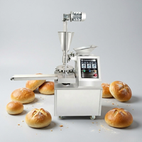 Petite machine à pain vapeur pour répondre à des besoins variés ; la taille du pain et l'épaisseur de la pâte sont réglables.