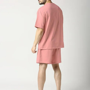 Ensemble assorti pour homme en coton 100 % respirant, léger, col rond, manches courtes, couleur unie, pour un usage quotidien estival. - Product Image 4