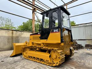Bulldozer usado de alta calidad Cat D4C Bulldozer de construcción de gatos de segunda mano con buenas condiciones de trabajo en stock para gran oferta - Product Image 5