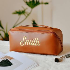Sac de Cosmétiques Portable en Cuir PU Écologique avec Logo Brodé, Grande Capacité, Résistant à l'Eau, Fermeture Éclair pour Voyage, Durable - Product Image 1