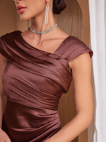 Robe de soirée formelle en satin haut de gamme, asymétrique, sans manches, plissée, ajustée, avec fente haute, pour dîners, mariages et fêtes