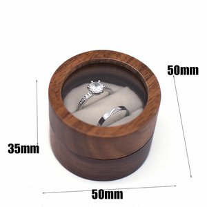 Vòng Gỗ Óc Chó màu Đen bằng gỗ sang trọng Acrylic Hộp nhẫn với nắp rõ ràng - Product Image 2