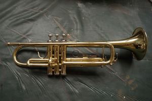 Trompette Bb Best Sell, OEM, bonne qualité, instruments en laiton, laque dorée, tonalité Bb, Trompette / Trompeta / Trompette (ETR-10) - Product Image 2