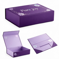 Boîte cadeau en carton rigide recyclable personnalisée avec fermeture magnétique, design style livre, forme et doublure personnalisables, laminage mat