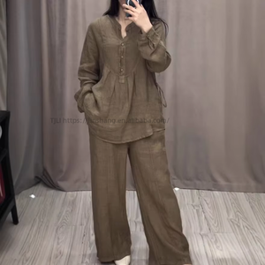 ชุดเซ็ต 2 ชิ้น เสื้อแขนยาวผ้าฝ้ายผสมลินินใส่สบายสำหรับผู้หญิงช่วงฤดูใบไม้ร่วง และกางเกงขายาวทรงหลวมเอวยางยืดแบบลำลอง แฟชั่น - Product Image 1