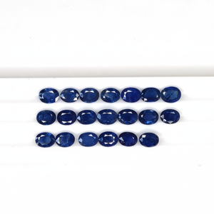 ราคาที่ดีที่สุดสำหรับ100% ไพลินสีฟ้าธรรมชาติขนาด6x8มม. สีฟ้าทรงวงรีตัดเป็นสีกรมท่าอัญมณีทรงหลวมสำหรับเครื่องประดับราชวงศ์ - Product Image 1