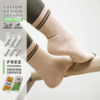 Chaussettes de yoga antidérapantes avec grip pour femmes, en coton respirant, pour Pilates, Barre, Ballet, avec logo personnalisé, chaussettes de yoga mi-mollet