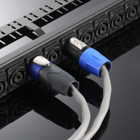 Connecteur Speakon femelle 4 broches NEUTRIK NL4FXX-W-L 37A avec bornes à vis, boîtier PA6/TPE, IP20 pour systèmes audio professionnels