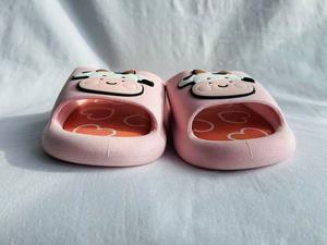 Ciabatte con Stampa Mucca Rosa da Donna 36-41, Suola in EVA Ammortizzata, Per Tutte le Stagioni, Punta Aperta, Tomaia in PVC, Fodera in PU - Product Image 3