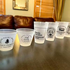 Vasos de Plástico Impermeables OEM con Iniciales para Recuerdos de Boda, Fiestas Nupciales y Regalos Promocionales - Product Image 6