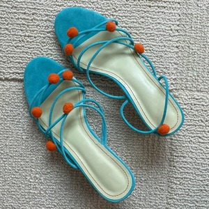 Nouvelles sandales à talons aiguilles 2026 pour femme, style français, avec pompons et lacets, à fines brides, bout ouvert, élégantes, pour soirée - Product Image 4