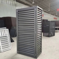 Volets extérieurs horizontaux en aluminium, réglables ou fixes, avec lignes élégantes, durables et écologiques, pour une sécurité accrue.