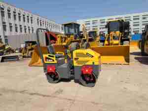 Rodillo Compactador de Asfalto de Doble Tambor Mini XMR30S de 3 Toneladas, Maquinaria de Construcción - Product Image 2