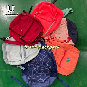 Sac à dos de sport d'occasion A20Wholesale, sacs d'école de seconde main, styles variés, matériaux de haute qualité, design léger, offre en gros à prix avantageux - Product Image 4