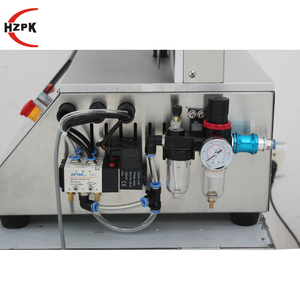 Machine d'étiquetage semi-automatique HZPK de bureau pour surfaces courbes double face, pour bouteilles et boîtes - Product Image 4