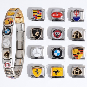 Nouveau bracelet italien à modules extensibles, en acier inoxydable électroplaqué, couleur argentée résistante, avec logo de voiture, polyvalent, unisexe, cadeau - Product Image 1