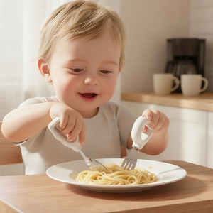 ชุดช้อนส้อมสแตนเลสเกรดอาหารสำหรับเด็กวัยหัดเดินซิลิโคนปราศจากสาร BPA สำหรับป้อนอาหารเด็ก - Product Image 1