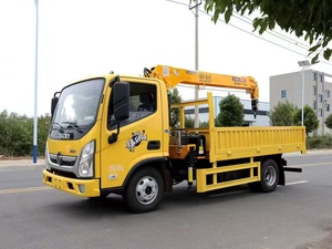 Grue à bras droit Foton de 10,2 mètres, grue montée sur camion 4x2 de 2 et 4 tonnes, prix de la grue à composants de pompe Foton - Product Image 6
