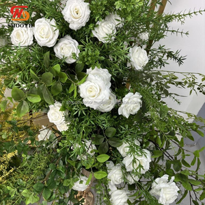 ซุ้มดอกไม้แต่งงานสีขาวเขียวแบบเรียบหรูสำหรับงานแต่งงานในป่า - Product Image 2