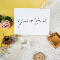 Carnet de visiteurs pour mariage avec couverture en papier offset, reliure spirale et impression dorée