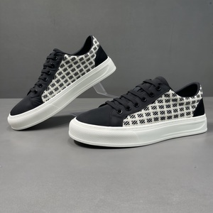 Chaussures décontractées de luxe pour hommes, toutes saisons, avec semelle extérieure en caoutchouc massif de style européen, doublure en maille respirante et bande élastique - Product Image 2