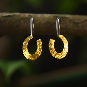 ต่างหูห่วงแฟชั่น สแตนเลส 316L ชุบทอง PVD ทนทาน เป็นมิตรต่อสิ่งแวดล้อม - Product Image 3