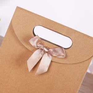 Wholesale Custom Gift Bag Flip-Top Perforated Adhesive Packaging Bag Gift Carry-Handle Packaging Paper Bag - Product Image 2