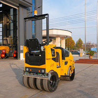 Offre Spéciale : Compacteur Vibratoire Routier Diesel Autoporté à Double Tambour de 1,5 Tonne avec Garantie
