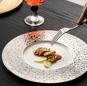 Assiettes en porcelaine écologiques inspirées de Mars, personnalisables, vente en gros, vaisselle pour les restaurants haut de gamme, les hôtels et les mariages - Product Image 3
