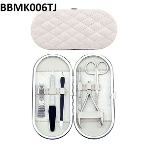 <span class=keywords><strong>Kit</strong></span> de <span class=keywords><strong>manucure</strong></span> et pédicure en acier inoxydable pour femmes, entièrement personnalisé, pour les soins de beauté personnels - Product Image 2