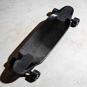 สเก็ตบอร์ดคาร์บอนไฟเบอร์ - Product Image 3