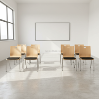 Chaise de réunion empilable avec siège en contreplaqué pour usage commercial