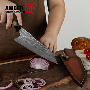 Nuevo Diseño, Cuchillo Kiritsuke Damasco Hecho a Mano de 67 Capas, Patrón Martillado con Acabado Ácido, con Cómodo Empuñadura Arqueada de Madera Dura - Product Image 5