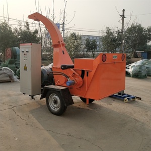 Déchiqueteuse à tambour mobile hydraulique broyeur de profil de bois agricole avec support de remorque pour l'utilisation d'usine de fabrication - Product Image 2