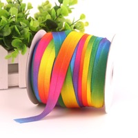 Ruban Gros-Grain en Polyester Imprimé Arc-en-Ciel Personnalisé en Gros pour Emballage Cadeau, Nœuds pour Cheveux et Décoration Artisanale DIY