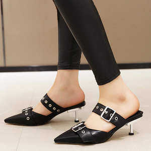 Mules à talons bas pour femme, grande taille 48, avec boucles métalliques, style stiletto, bout pointu, sandales d'été à coupe large - Product Image 2