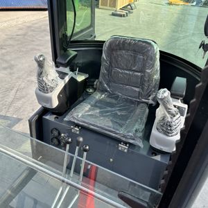 Mini Excavadora con Envío Gratuito, Capacidad de 3.5 Toneladas, para Motores de 1 y 2 Toneladas, Nueva Excavadora de Orugas EPA, Usada en Agricultura - Product Image 5