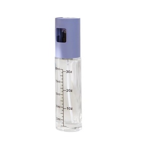 Bouteille pulvérisateur d'huile réutilisable Brandani en verre violet 30 ml avec graduations pour la cuisson - Product Image 1