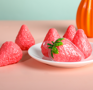 סוכריות גומי תות 4D - סוכריות רכות במילוי מיץ תות עסיסי - Product Image 1