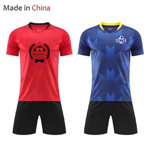 Uniforme de Fútbol Masculino Más Vendido - Alta Calidad, Diseño y Logotipo Personalizables, Material de Poliéster Suave, Servicio OEM - Product Image 1