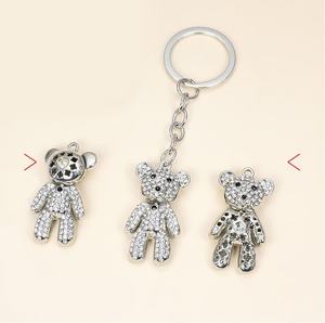 Porte-clés en alliage mignon avec strass en forme d'ours, porte-clés en métal, animal de dessin animé, cadeaux de Noël et d'anniversaire - Product Image 6