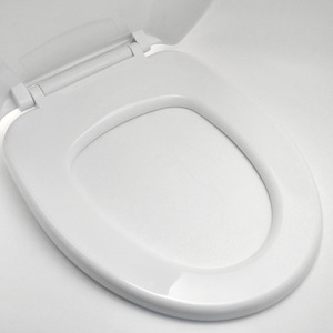 Cubierta de Asiento de Inodoro de ABS con Diseño Confortable para Personas Mayores - Product Image 3