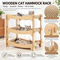 Hamac pour chat en bois à deux ou trois niveaux avec griffoirs incurvés et balles suspendues, conception personnalisée OEM ODM