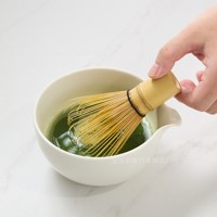Fouet à Matcha Zen en Bambou Violet Fait Main de Haute Qualité Japonais avec LOGO Personnalisé – Vente en Gros
