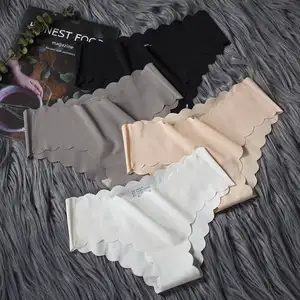 Seamless Briefs Mid Rise Underwear Female Soft Comfortable Silk Briefs Underpants Sexy Lingerie Panty Women's Panties