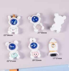 2023 Design Spaceman resina Charms Cartoon Rocket Resin Flatback Ornaments - Product Image 3